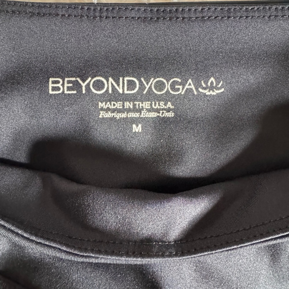 Beyond Yoga Classic cropped Black Leggings
